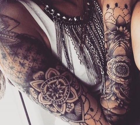 Ganz-Arm-Tattoo: 20 sexy und feminine Tattoo-Ideen für den Arm