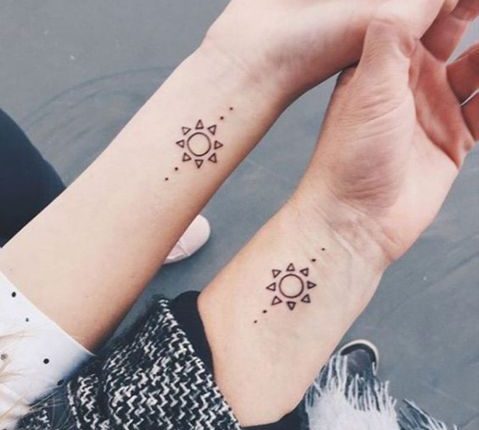10 idées de tatouages mère / fille - Elle
