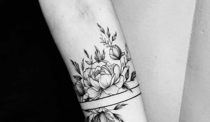 Tätowierer @aleksandramiciul _________________________________ #tattooselecti – 2019 - Floral Decor