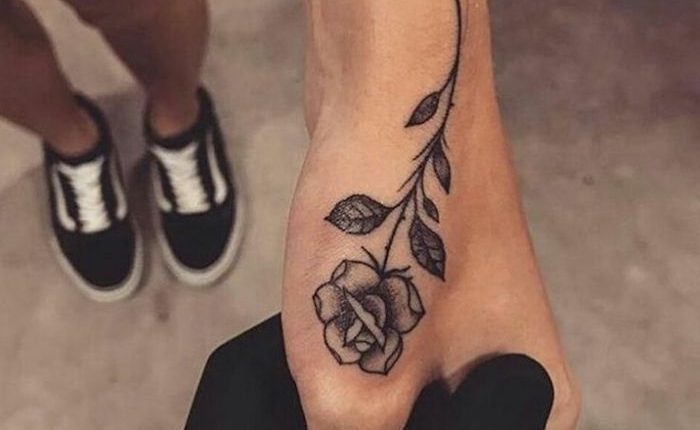 ▷ 1001 + Finger Tattoo Ideen und ihre Bedeutung