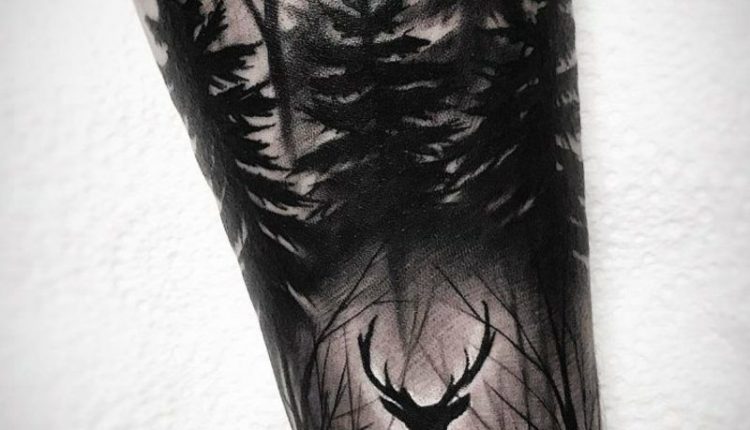 Wald Tattoo: symbolische Bedeutung + attraktive Designideen