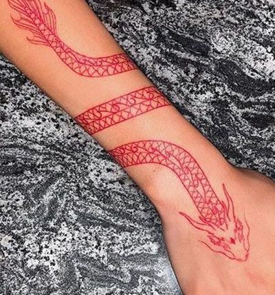 25 Awesome Hand Tattoo Designs