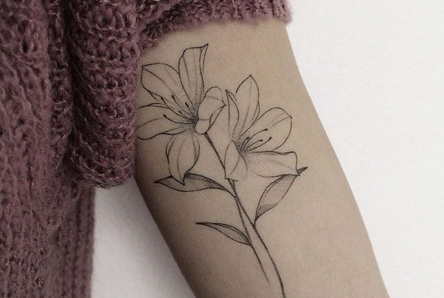250+ Lily Tattoo Designs With Meanings (2020) Flower ideas & Symbols