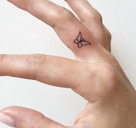 25 Finger Tattoos That Will Never Go Out of Style