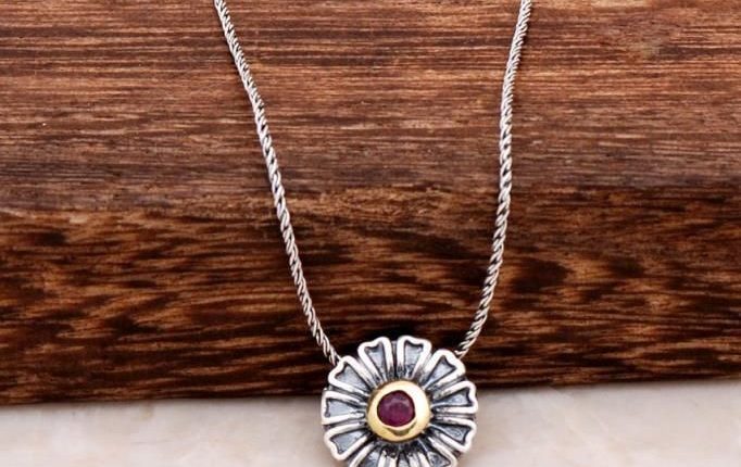Flower Design Silver Necklace