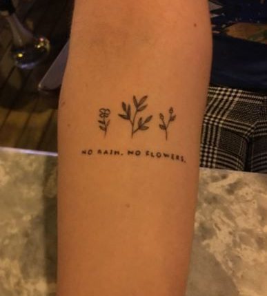 Minimalistisches Tattoo