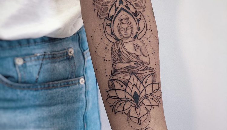 Tatuagem religiosa: significados + 70 fotos para expressar sua fé
